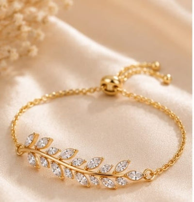 Amoura Laurel Grace Bracelet
